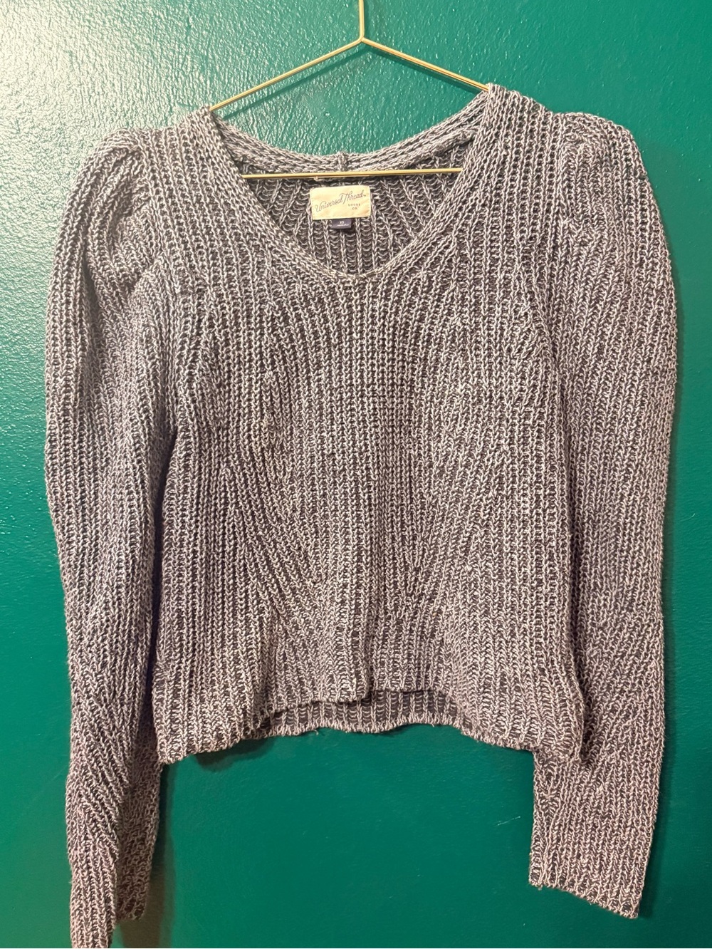 Universal Thread Heather Gray V-Neck Ribbed Knit Sweater